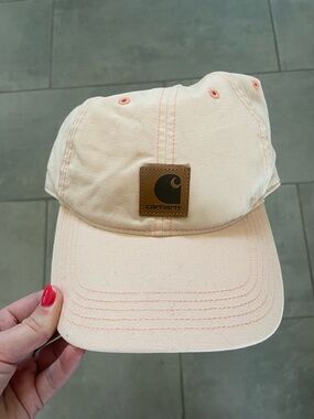 Carhartt peach hat